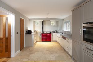 Kitchen- click for photo gallery